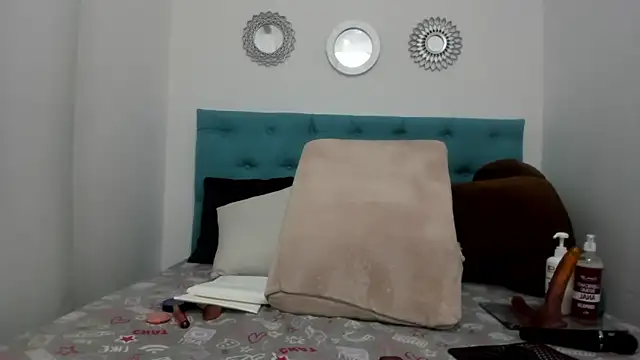 candy big tits18 online show from November 2025 12:32:02 AM