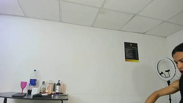 Snapshot of Aisha_hotts777 chatting on September 2025 01:00:01 AM Aisha hotts777 online show from September 2025 01:00:01 AM