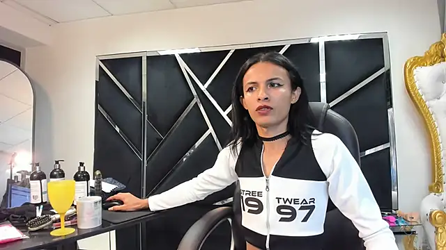 Snapshot of Aisha_hotts777 chatting on November 2025 09:52:01 AM Aisha hotts777 online show from November 2025 09:52:01 AM