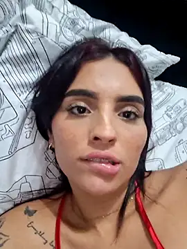 Snapshot of EmiliaSomer chatting on October 2025 03:17:01 AM EmiliaSomer online show from October 2025 03:17:01 AM