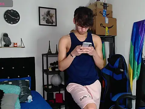 Snapshot of Gael_Jones chatting on September 2025 07:41:01 AM Gael Jones online show from September 2025 07:41:01 AM