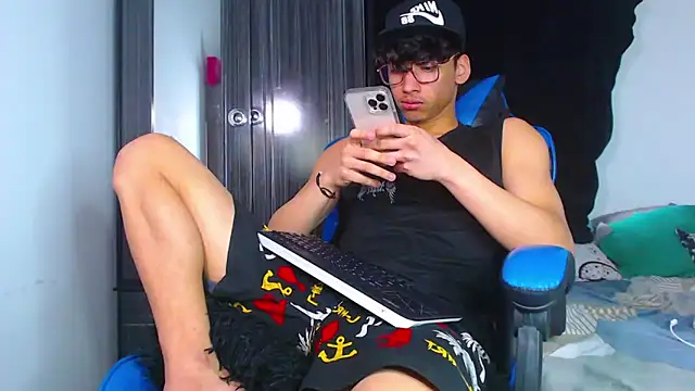 Gael Jones online show from February 2026 07:40:01 PM