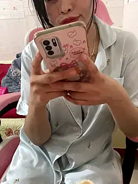 Lissa xinh09 online show from October 2025 04:36:01 AM