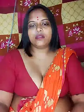 Hot-Show2 online show from October 2025 05:31:01 PM