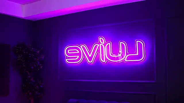 SiennaRuh online show from October 2025 11:25:01 AM