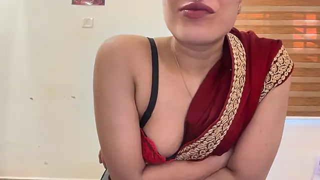 LucytheDevilQueen online show from December 2025 03:15:02 AM