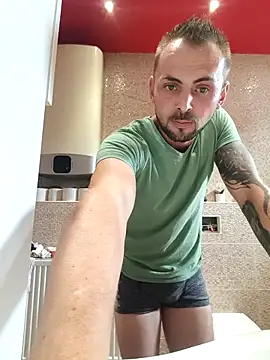 papichulo0099 online show from September 2025 01:16:02 PM