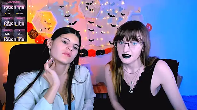 lizzie boom online show from October 2025 08:15:02 PM