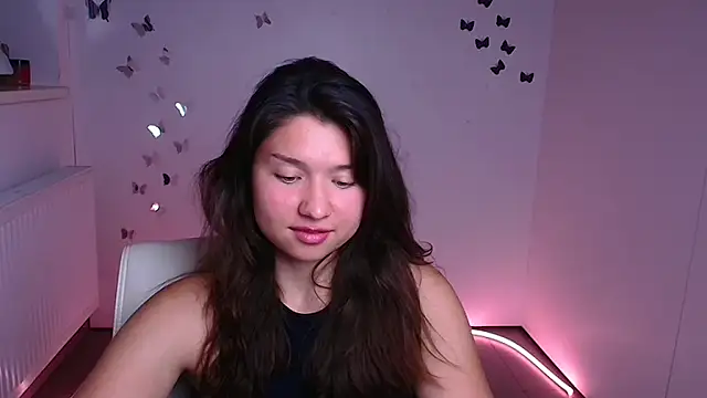 Snapshot of Sandra_Curly chatting on September 2025 09:27:02 PM Sandra Curly online show from September 2025 09:27:02 PM