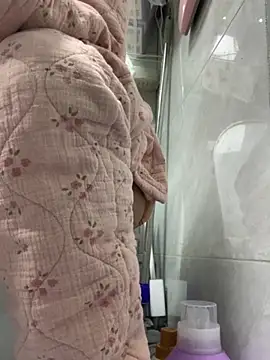 Snapshot of cgooh-611 chatting on November 2025 04:50:02 AM cgooh-611 online show from November 2025 04:50:02 AM