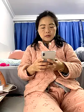 Snapshot of cgooh-611 chatting on November 2025 04:23:02 AM cgooh-611 online show from November 2025 04:23:02 AM