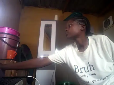 Caramelchick01 online show from October 2025 06:15:02 AM