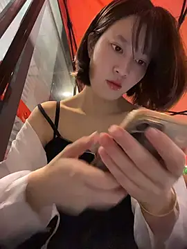 Snapshot of littleqiu chatting on July 2026 12:42:02 PM littleqiu online show from July 2026 12:42:02 PM