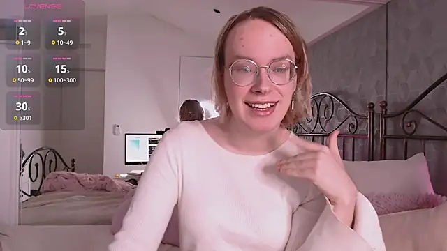 Snapshot of Amanda_Butlerr chatting on September 2025 08:24:02 PM Amanda Butlerr online show from September 2025 08:24:02 PM