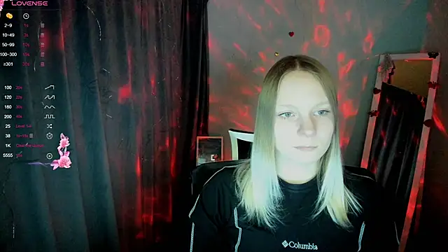 Kassandra XX online show from November 2025 01:23:02 PM