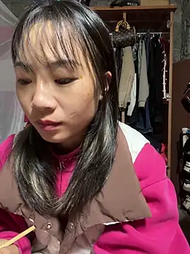 AAANINE22 online show from September 2025 01:20:01 AM