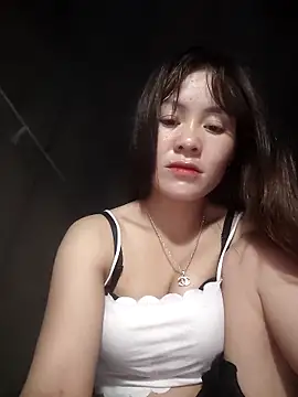TinTim02 online show from April 2026 10:11:01 PM
