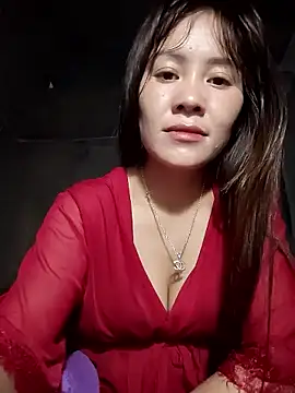 TinTim02 online show from April 2026 10:18:01 PM
