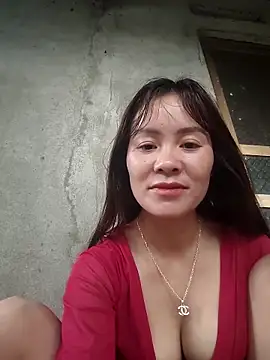 TinTim02 online show from April 2026 10:24:02 AM
