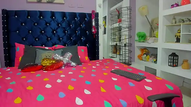 Snapshot of elianaa_soto chatting on October 2025 06:37:01 PM elianaa soto online show from October 2025 06:37:01 PM