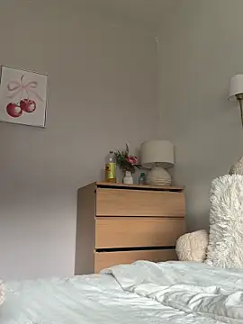 AlyssaAngell online show from September 2025 09:22:02 AM