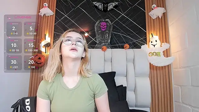 Snapshot of kristal_joi_dl chatting on October 2025 01:01:02 PM kristal joi dl online show from October 2025 01:01:02 PM