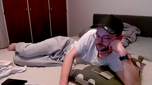 Snapshot of ChefDeLust chatting on February 2026 12:48:02 PM ChefDeLust online show from February 2026 12:48:02 PM