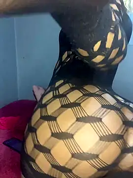 Snapshot of Lady-Amina chatting on October 2025 09:58:02 PM Lady-Amina online show from October 2025 09:58:02 PM