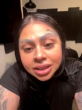 chicanachic13 online show from October 2025 05:29:01 AM