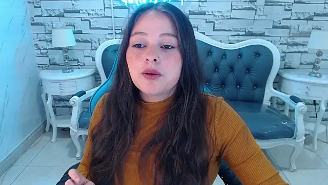 Snapshot of little_alice_a chatting on September 2025 08:09:01 PM little alice a online show from September 2025 08:09:01 PM