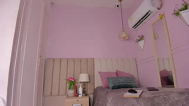  aleja x online show from October 2025 11:33:02 AM