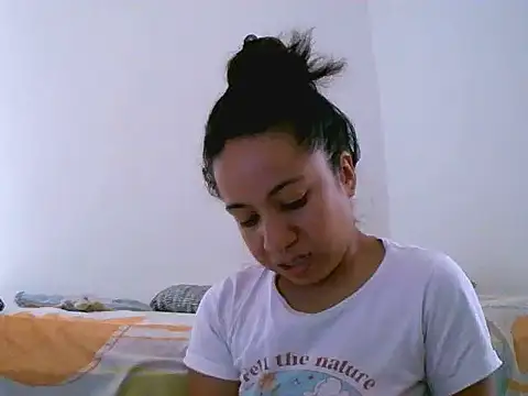 Snapshot of abril991 chatting on September 2025 06:29:02 PM abril991 online show from September 2025 06:29:02 PM
