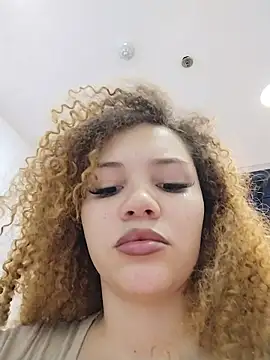 SirenRouge 69 online show from April 2026 08:12:02 PM