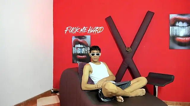 BEAUTY BOYS1 online show from March 2026 07:21:02 PM