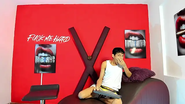 BEAUTY BOYS1 online show from March 2026 07:20:02 PM