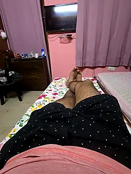 Snapshot of rrboycurvy chatting on September 2025 02:06:02 PM rrboycurvy online show from September 2025 02:06:02 PM