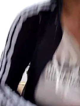 KamillaSpencer online show from February 2026 12:15:01 PM