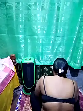 Snapshot of Mistompa24 chatting on November 2025 03:58:01 PM Mistompa24 online show from November 2025 03:58:01 PM