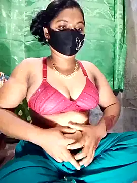 Mistompa24 online show from May 2026 03:23:01 AM