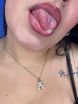 Bella-kim- online show from October 2025 04:15:01 AM