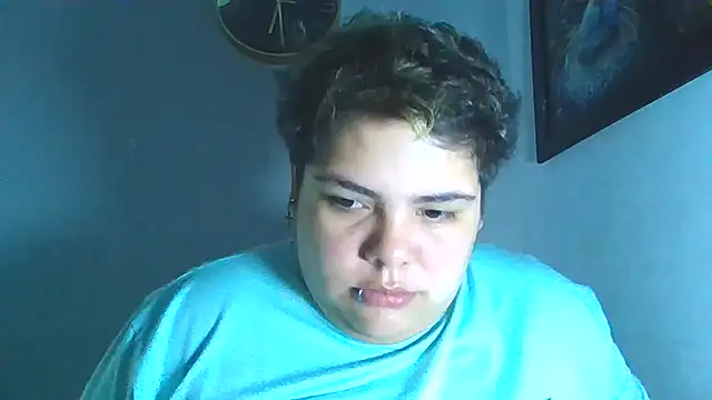 Hailey Curvy online show from November 2025 03:43:02 AM