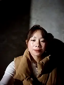 Snapshot of milo123-xx chatting on November 2025 03:38:02 PM milo123-xx online show from November 2025 03:38:02 PM