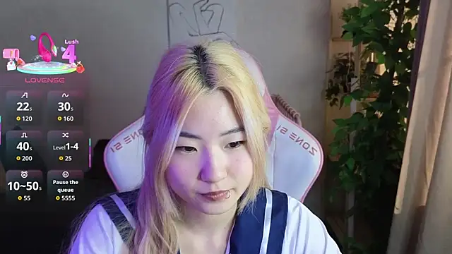 Snapshot of Aisi_18 chatting on September 2025 07:35:02 AM Aisi 18 online show from September 2025 07:35:02 AM