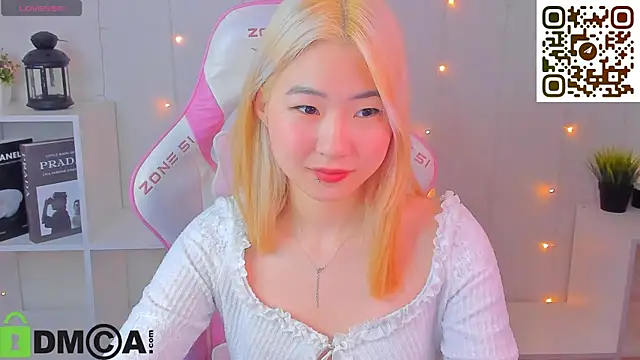 Aisi 18 online show from November 2025 01:39:01 AM