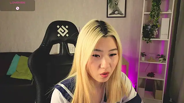 Aisi 18 online show from February 2026 12:20:01 AM