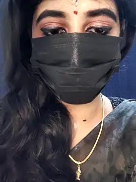 Snapshot of Meera_nila24 chatting on September 2025 06:02:01 AM Meera nila24 online show from September 2025 06:02:01 AM
