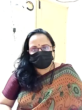 Snapshot of Ananya_flower chatting on September 2025 04:42:01 PM Ananya flower online show from September 2025 04:42:01 PM