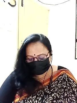 Snapshot of Ananya_flower chatting on September 2025 04:34:02 PM Ananya flower online show from September 2025 04:34:02 PM