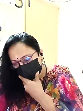 Snapshot of Ananya_flower chatting on October 2025 05:59:02 AM Ananya flower online show from October 2025 05:59:02 AM