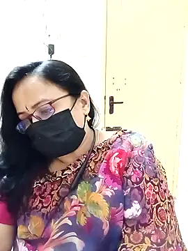 Snapshot of Ananya_flower chatting on October 2025 06:05:02 PM Ananya flower online show from October 2025 06:05:02 PM